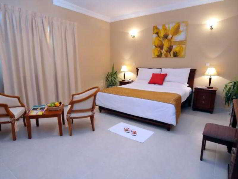 Le Grand Hotel Doha Bagian luar foto